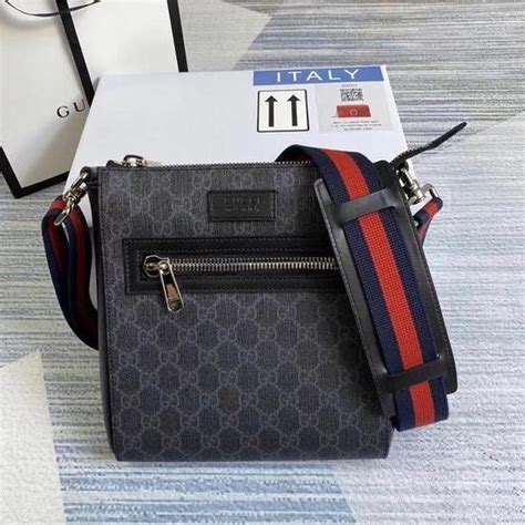 depop gucci messenger bag.